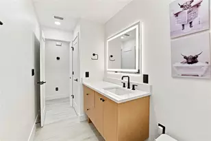 6241 Tanglewood Dr NE, Saint Petersburg, FL 33702 - Photo 20