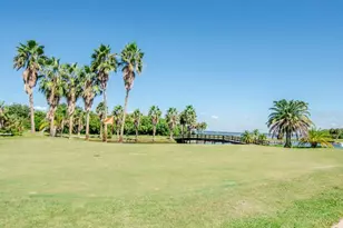 3300 Cove Cay Dr, Clearwater, FL 33760 - Photo 24