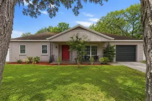 1901 E Diana St, Tampa, FL 33610 - Photo 2