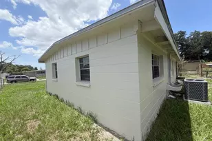 1310 Warrington Wy, Tampa, FL 33619 - Photo 4