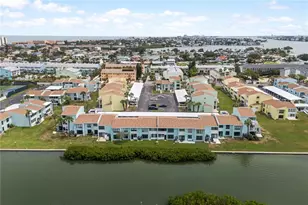 1 Windrush Blvd, Indian Rocks Beach, FL 33785 - Photo 34