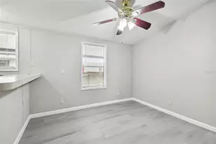 10607 Bay Hills Cir, Thonotosassa, FL 33592 - Photo 6
