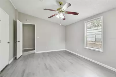 10607 Bay Hills Circle, Thonotosassa, FL 33592 - Photo 10