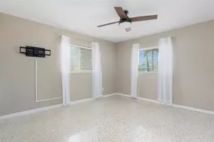 6355 23rd Ave N, Saint Petersburg, FL 33710 - Photo 32