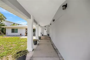 2280 Pinellas Point Dr S, Saint Petersburg, FL 33712 - Photo 8