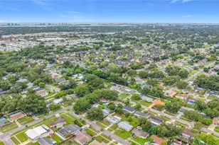 890 7th Ave NE, Largo, FL 33770 - Photo 2