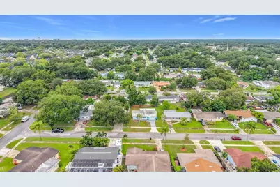 890 7th Avenue NE, Largo, FL 33770 - Photo 4
