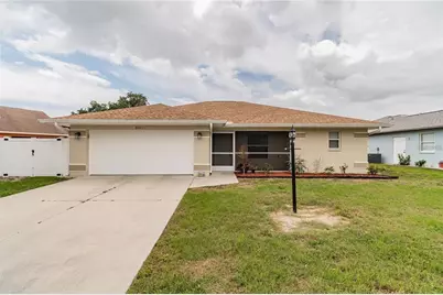9501 27th Avenue E, Palmetto, FL 34221 - Photo 1