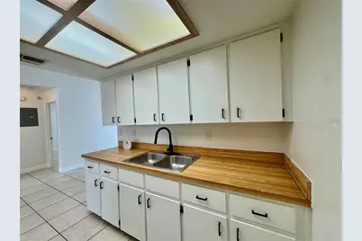 10440 Chalmer Street, Spring Hill, FL 34608 - Photo 14