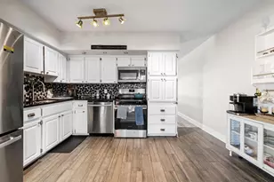 2416 World Pkwy Blvd, Clearwater, FL 33763 - Photo 6