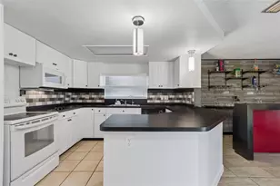 7407 Populus Dr, Port Richey, FL 34668 - Photo 24