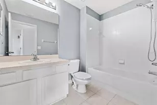 20033 Heritage Point Dr, Tampa, FL 33647 - Photo 24