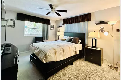 6190 6th Street S, Saint Petersburg, FL 33705 - Photo 14