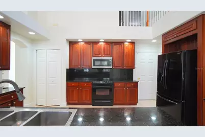 5028 Ashington Landing Drive, Tampa, FL 33647 - Photo 4