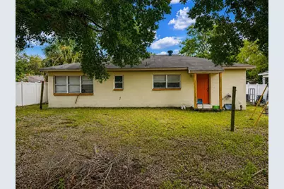 712 N Castle Court, Tampa, FL 33612 - Photo 2