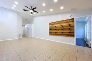 11109 Bramblebrush St, Tampa, FL 33624 - Photo 20