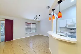 11109 Bramblebrush St, Tampa, FL 33624 - Photo 2