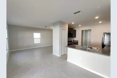 4710 Norman Oak Place, Tampa, FL 33619 - Photo 4