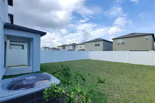 4710 Norman Oak Pl, Tampa, FL 33619 - Photo 16