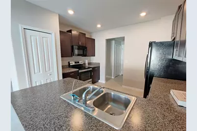 4710 Norman Oak Place, Tampa, FL 33619 - Photo 8