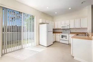 11676 Declaration Dr, Tampa, FL 33635 - Photo 14