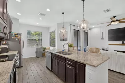 4752 Wandering Way, Wesley Chapel, FL 33544 - Photo 8