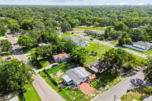 1202 E Annie St, Tampa, FL 33612 - Photo 32