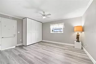 1811 Milford Cir, Sun City Center, FL 33573 - Photo 16