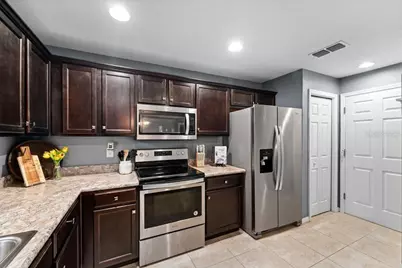 10427 Rivercrest Drive, Riverview, FL 33578 - Photo 12