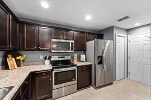 10427 Rivercrest Dr, Riverview, FL 33578 - Photo 12