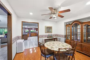 411 Summit Chase Dr, Valrico, FL 33594 - Photo 10