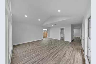 7513 Mayfair Court, Tampa, FL 33634 - Photo 8