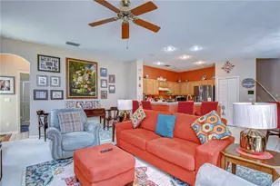 2202 Longmore Cir, Valrico, FL 33596 - Photo 14