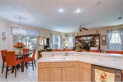 2202 Longmore Circle, Valrico, FL 33596 - Photo 10