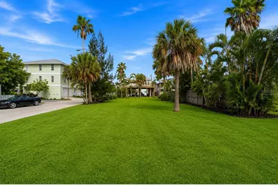 131 86th Terrace, Saint Petersburg, FL 33706 - Photo 18