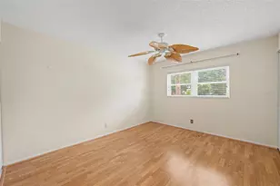 11485 Oakhurst Rd, Largo, FL 33774 - Photo 10
