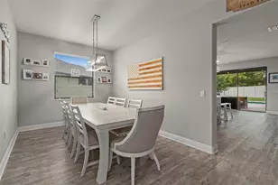1569 N River Cir, Tarpon Springs, FL 34689 - Photo 4