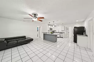 39443 8th Ave, Zephyrhills, FL 33542 - Photo 4
