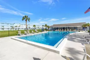 4715 Bay St NE, Saint Petersburg, FL 33703 - Photo 1