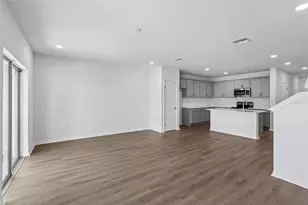 34563 Turpins Ave, Zephyrhills, FL 33541 - Photo 6