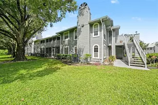 11805 Skylake Pl, Tampa, FL 33617 - Photo 24