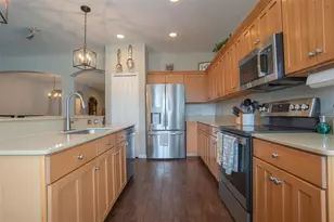 5029 Torrey Hills Ln, Lutz, FL 33558 - Photo 6