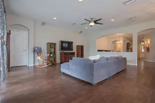 5029 Torrey Hills Ln, Lutz, FL 33558 - Photo 10