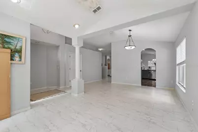 4643 Dunnie Drive, Tampa, FL 33614 - Photo 8