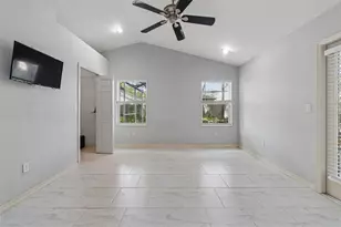 4643 Dunnie Dr, Tampa, FL 33614 - Photo 28