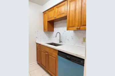 14308 Hanging Moss Circle #102, Tampa, FL 33613 - Photo 10