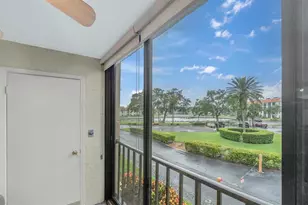 19029 US Hwy 19 N, Clearwater, FL 33764 - Photo 32