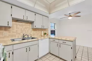 19029 US Hwy 19 N, Clearwater, FL 33764 - Photo 18