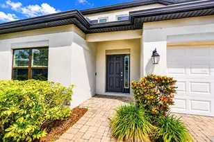 1621 Leaf Flower Ln, Lutz, FL 33558 - Photo 8
