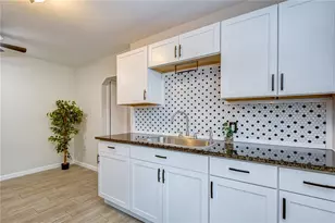 850 22nd Ave N, Saint Petersburg, FL 33704 - Photo 22